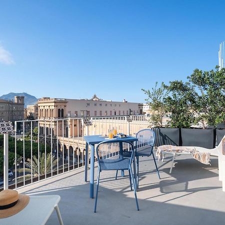 Attico 37 - Queen Room Con Terrazza Privata Palermo Luaran gambar