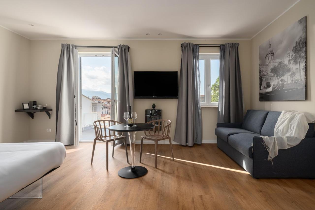 Attico 37 - Queen Room Con Terrazza Privata Palermo Luaran gambar