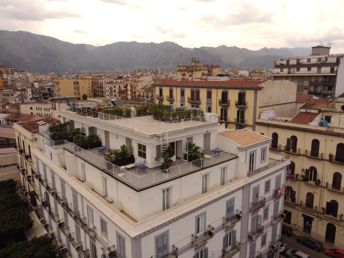 Attico 37 - Queen Room Con Terrazza Privata Palermo Luaran gambar